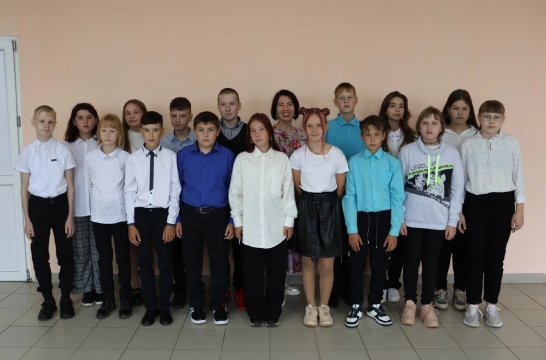 Школы Кировской области направили заявки на участие в программе «Земский учитель» в 2023 году
